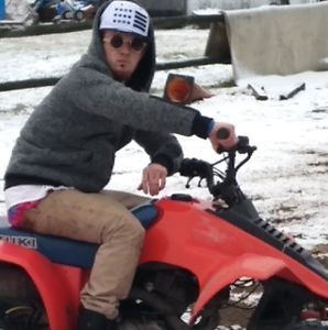 Meet your Posher, Adam